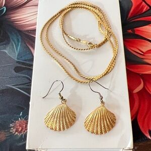 43 Gold Seashell Drop Earrings and Necklace Set - Women's Jewelry 14"